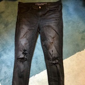 American Eagle Black Ripped Skinny Jegging
